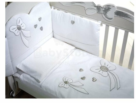 Baby Expert Fantagioco Bianco/Argento Art.100383  Комплект изысканного детского постельного белья из 4-х частей