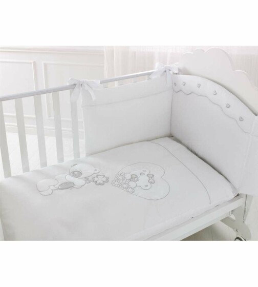 Baby Expert Serenata White Art.100766 Комплект изысканного детского постельного белья из 4-х частей