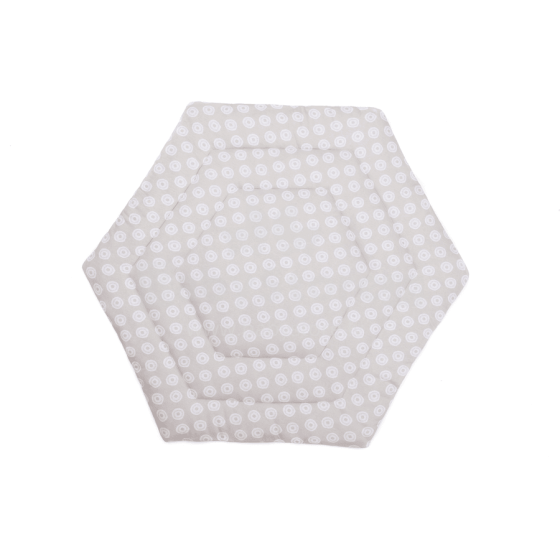 Fillikid Playpen Insert Jersey Art.1121-17  Hexagon White Вставка для манежа