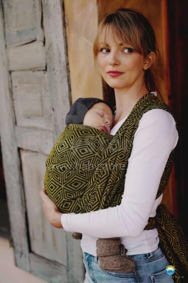 Little Frog Wrap Sling Art.160973 Golden Cube  Многофункциональный слинг - платок (для детей до 36 месяцев) размер 7 (5.2м)