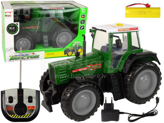 Zaļš un melns R/C tālvadības traktors