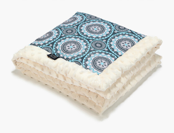 „La Millou“ menas. 83446 Infart antklodės mozaika „Ecru Premium“ dvipusė antklodė (65x75 cm)