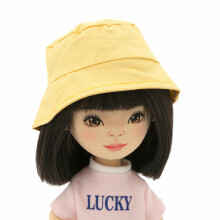 Orange Toys Sweet Sisters Lilu in Wide Jeans Art.SS04-22 Minkštas žaislas lėlė Lilu žaliame megztinyje (32 cm)