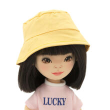 Orange Toys Sweet Sisters Lilu in Wide Jeans Art.SS04-22 Mīkstā rotaļlieta Lelle Lilu zaļā džemperītī (32cm)