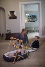 Voksi®  Baby Nest Art.116576 Dark Grey Flying  Ligzdiņa - kokons jaundzimušajiem Babynest