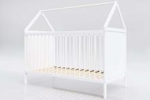 Baby Crib Club DK Art.117605  Детская деревянная кроватка 140x70см