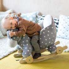 KinderKraft'20 Rocker Plush Elephant Art.KKZSLONGRY0000 Grey Мягкое кресло-качалка на колесиках  с поддержкой спинки