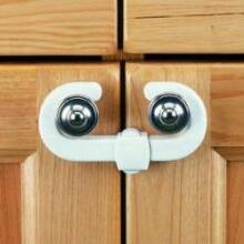 Clippasafe Art.CLI72/1 Cabinet Slide Lock