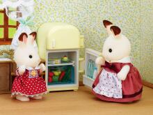Sylvanian Art.5014 Šokolādes trušu māte ar ledusskapi