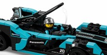 76898 „LEGO® Speed Champions“ „Formulės E“ „Panasonic“ „Jaguar Racing GEN2“ automobilis ir „Jaguar I-PACE eTROPHY“