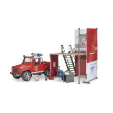 BRUDER ugunsdzēsēju depo ar Land Rover Defender un ugunsdzēsēju, 62701