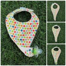 Nordbaby Soother Bib Renee Art.237388 Foggy grey  Детский хлопковый слюнявчик/платочек с держателем для соски