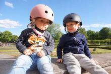 Momi Mimi Helmet Art.ROBI00018 White  Certified, adjustable helmet for children M (48-52 cm)
