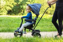 Qkids Mila Art.ROTR00007 Pink Bērnu trīsritenis ar rokturi un jumtiņu 3 vienā