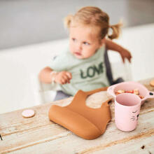 Jollein Silicone Bib Art.029-007-00092 Caramel  Силиконовый, мягкий нагрудник с кармашком, 6+м.1 шт.