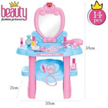 Colorbaby Toys Portable Dressing Table Art.46664 Детский косметический столик с аксессуарами