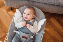 Momi Bouncer Tuli  Art.BULE00021 Wings Grey   Modern rocking chair with music and vibration