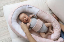 Doomoo Baby Cocoon Art. CO09 Misty Pink Ligzdiņa - kokons jaundzimušajiem Babynest