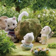 Sylvanian Families Семья снежных леопардов – лыжный набор Art.5814