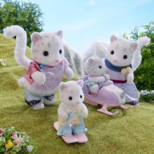 Sylvanian Families Семья снежных леопардов – лыжный набор Art.5814