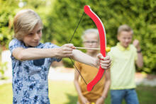 BS Toys GA353 Bow & arrow playset