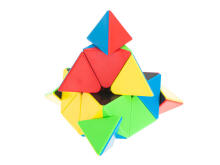 Ikonka Art.KX5683 Mīklu klucīšu spēle PYRAMINX MoYu