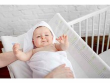 Ceba Baby Strong Art.132682 Pārtinamais  matracis  ar stingro pamatni + stiprinājumi gultiņai (70x50cm)
