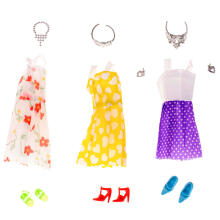Ikonka Art.KX6998 Doll clothes + accessories set 43 el.