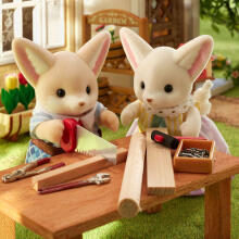 Sylvanian Families Семья лисичек фенеков Art.5696