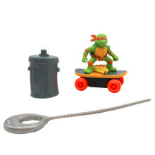 "TMNT fig?ra ar skritu?d?li ""Switch Kick Skaters"", sortiments, 71052"