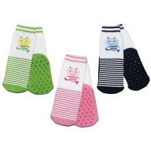 Weri Spezials Children's Non-Slip Socks Little Ant Green ART.WERI-3788 High quality children's socks made of cotton with non-slip coating