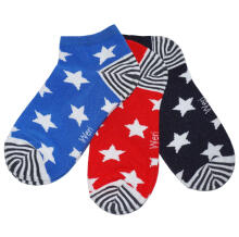 Weri Spezials Īsas Bērnu zeķes White Stars Royal Blue and Red ART.WERI-2705 Trīs pāri īsas augstas kvalitātes kokvilnas bērnu zeķes
