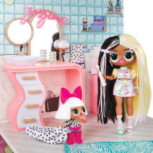 L.O.L. Surprise OMG dollhouse