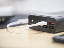 Ikonka Art.KX5332 L-BRNO Power Bank 30000mAh with LED screen black