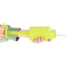 Ikonka Art.KX4914 Water gun syringe syringe water gun crocodile