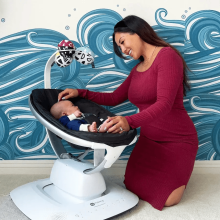 4moms MamaRoo 5.0 Infant Seat Art.158379 Classic Black электронное детское кресло/умные качели ФоМамс