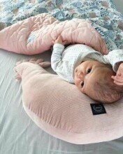 La bebe™ Art. 158899 Chikaletta Высококачественная детская подушка/ Подушка для кормления (50x60 см)