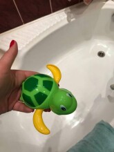 Ikonka Art.KX7220_2 Žalias prisukamas vandens vėžlys vonios žaislas