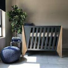 Nordi Kidson Baby Bed Oak Art.NF02001-2 Black bērnu koka gulta no dabīga ozola 144x90x78сm