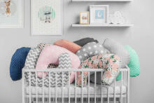 Pillow for Feeding – hearts grey
