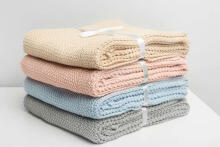 Knitted Blanket – pink