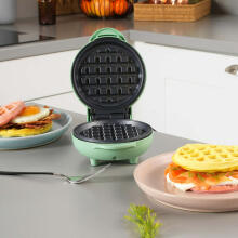 Petra PT4214GRNVDEEU7 Mini Waffle Maker sorbet green