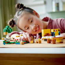 LEGO® Minecraft™ set "The Bee Cottage", Art. 21241​ Home | Official LEGO® Shop US+8