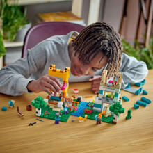LEGO® Minecraft™ Ящик с инструментами 4.0, 21249