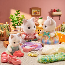 Sylvanian Families Art.5738 Latte Cat Family
