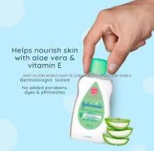 Johnsons  Baby Oil Aloe Vera Art.19763 Eļļa ar alvejas ekstraktu 300ml