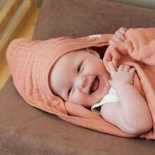 La bebe™ Bathcape  Art.530-836-66042  Rosewood  Bērnu dvielis ar kapuci 75x75 cm