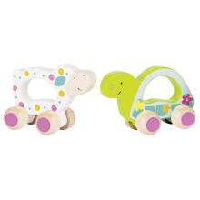 Goki Push Along Art.55906  Деревенная игрушка на колёсиках,1шт