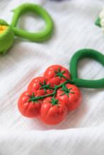 Oil Carol Teether Toy Art.227781 Tomato Прорезыватель для зубов  (натуральный каучук)