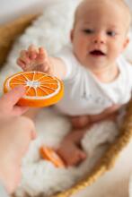 Oil Carol Teether Toy Art.227786 Orange Прорезыватель для зубов  (натуральный каучук)